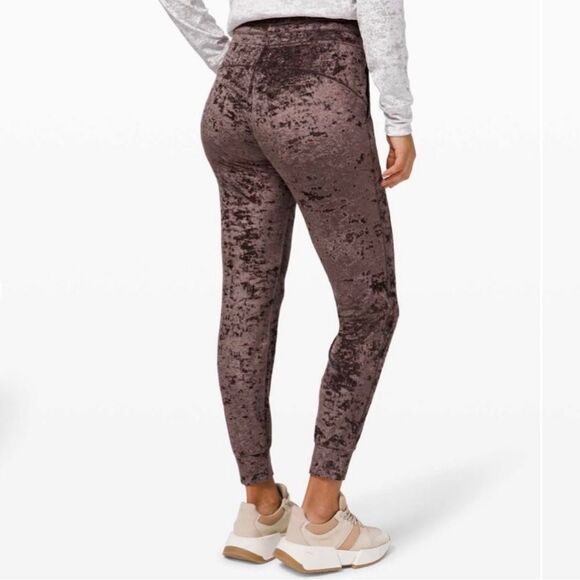 lululemon athletica Textured Brown Joggers - Picture 2 of 7